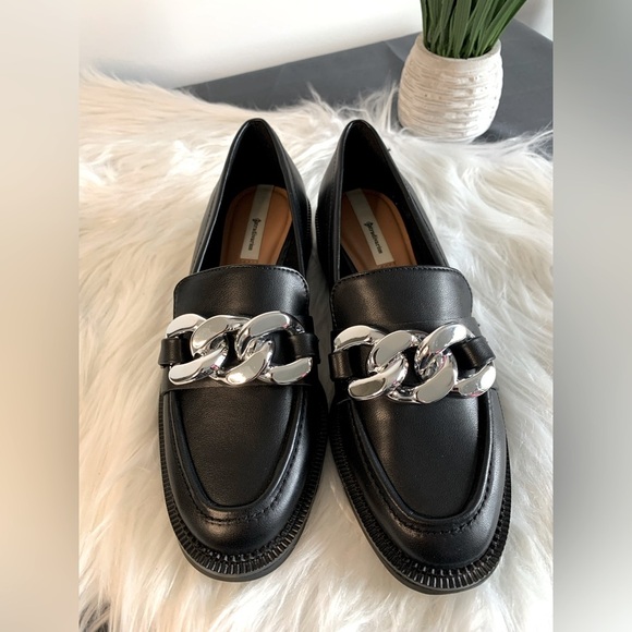Stradivarius Loafer SZ: EU: 37 Black Pleather Silver tone Chain link - Picture 3 of 6